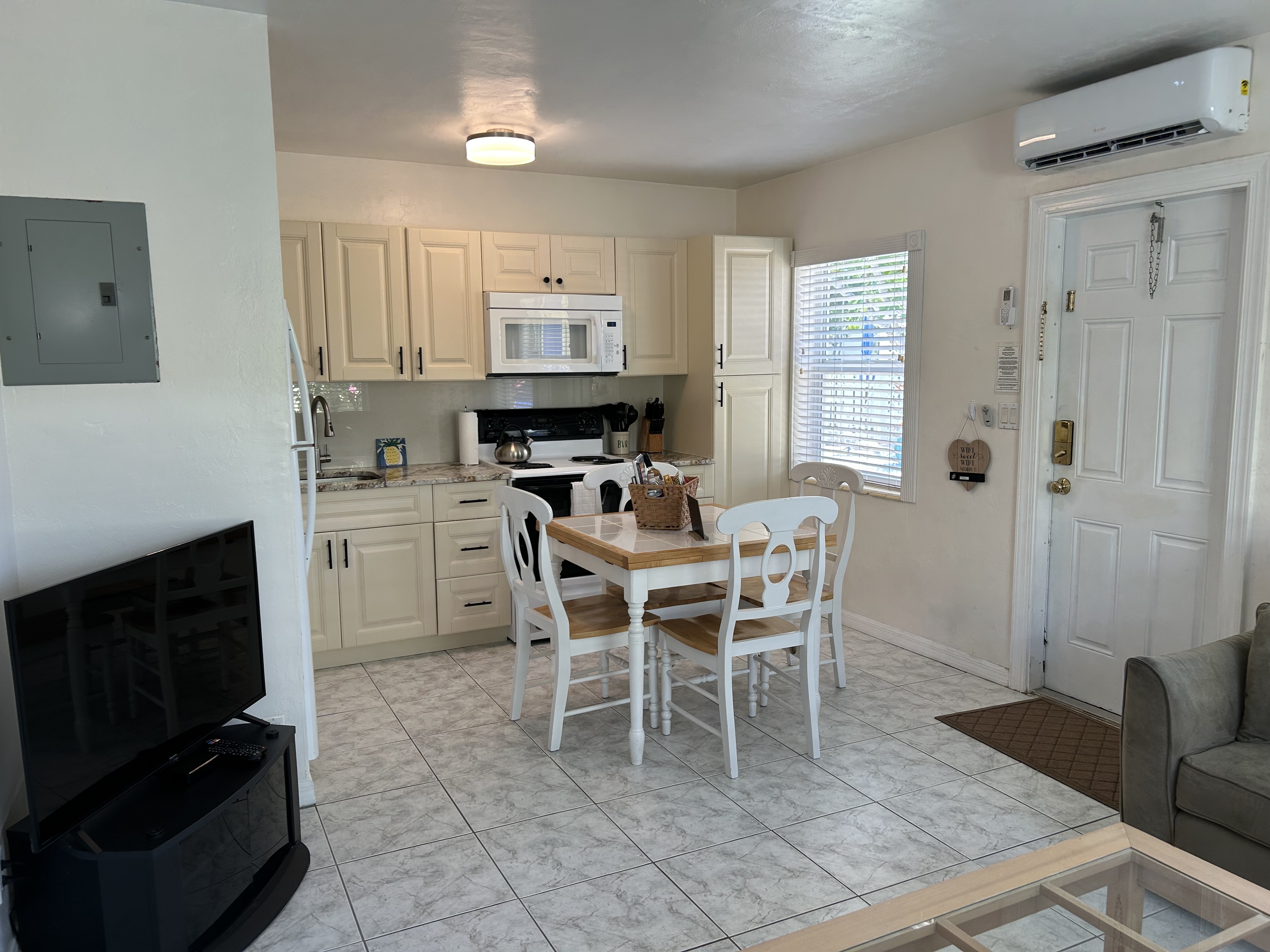 Bahama Beach Club Pompano Unit #4 - Rum Cay photo 4